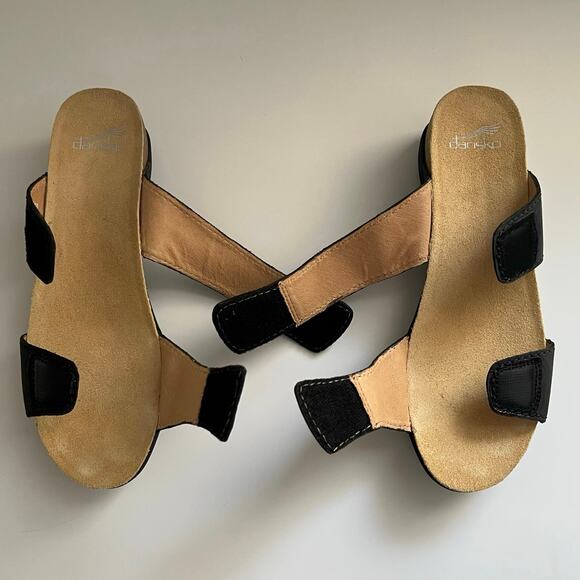 Dansko Maddy Wedge Sandals Nubuck Leather Slip-On Comfort Black Size 40/9.5-10 - Picture 7 of 12